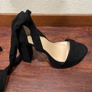 Brand new fashion nova heel